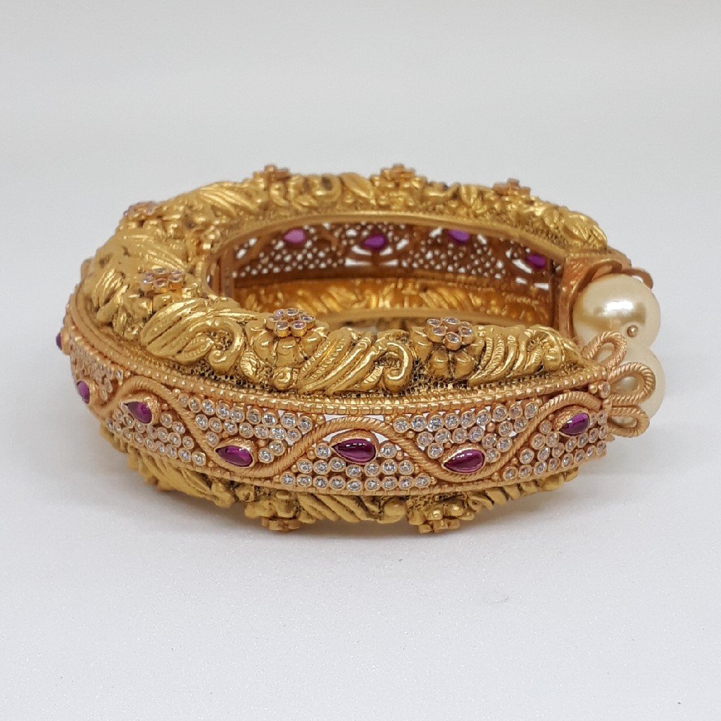 Antique  Swarovski  Kada Bracelet bgu/955/171