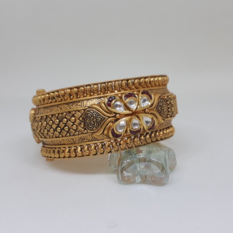 Antique Jadtar Kada Bracelet bgu/45/148